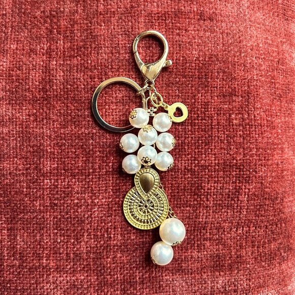 New PEARL and MATTE GOLD Bag Charm - Picture 3 of 7